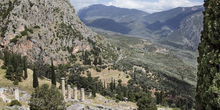 Reliefs grecs, du mythe au réel