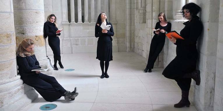 &quot;Mahaut, fille de bois&quot; / Ensemble De Caelis